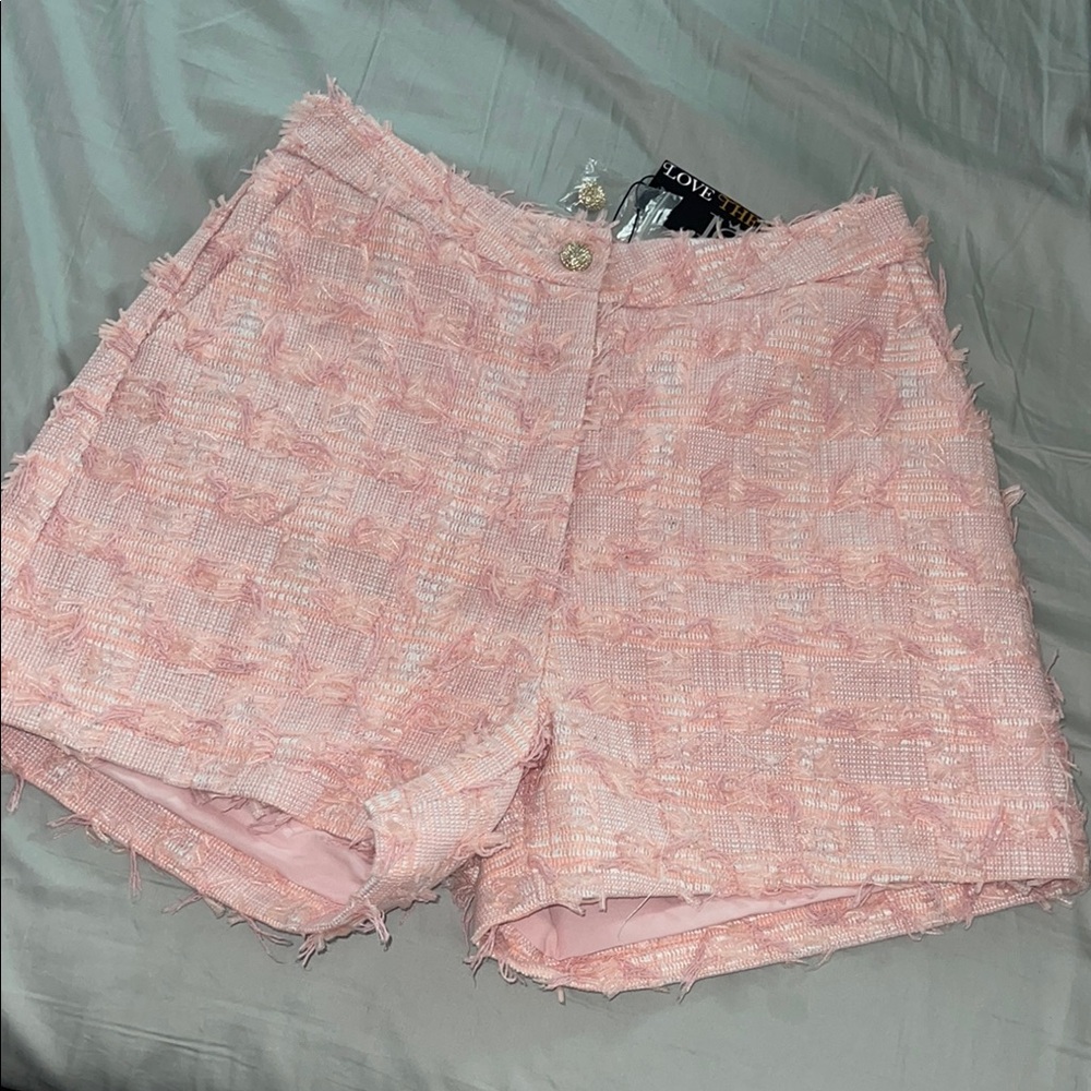 Love the Queen tweed shorts Size Small